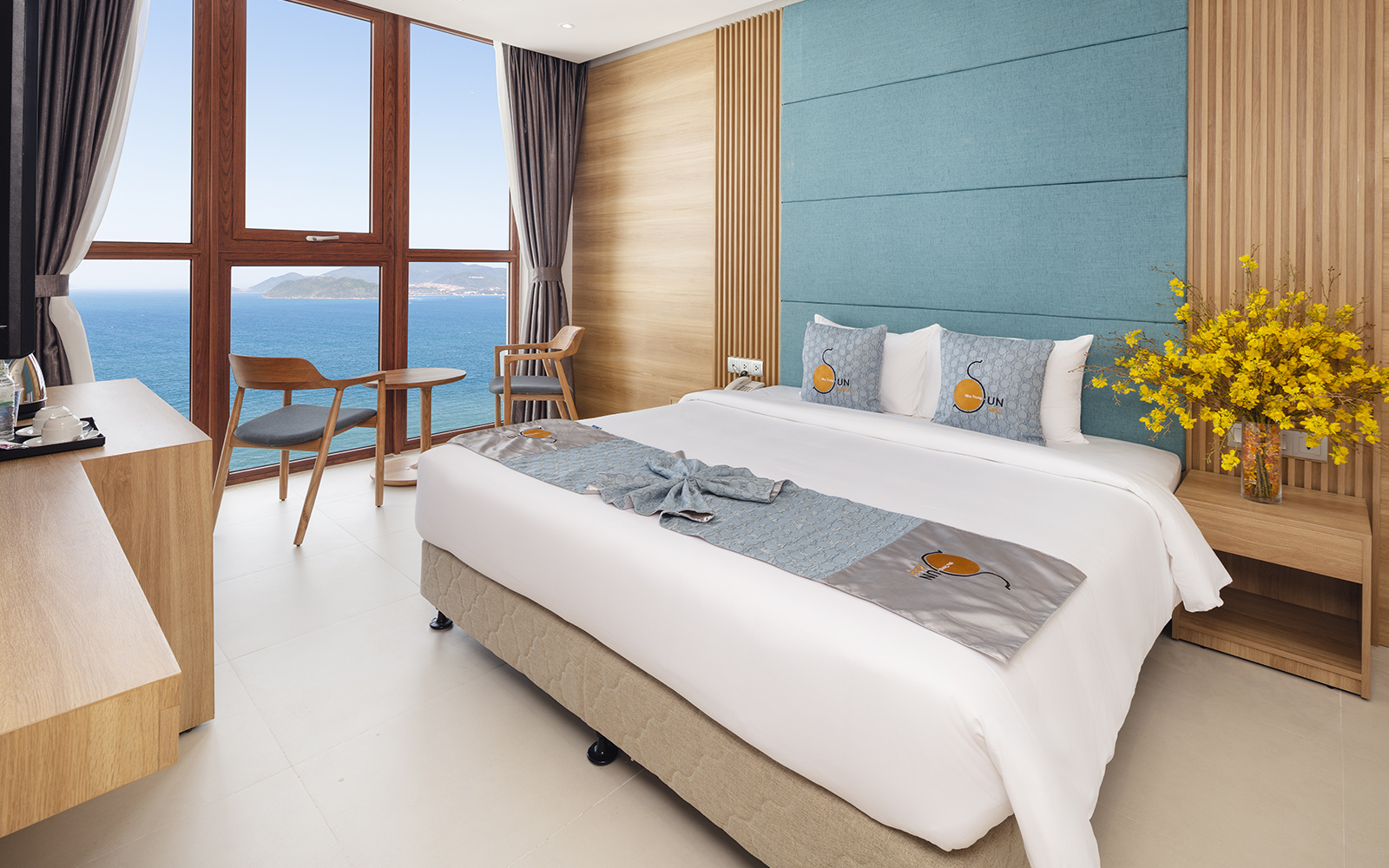 Premium deluxe sea view at Sun Kiss Hotel Nha Trang